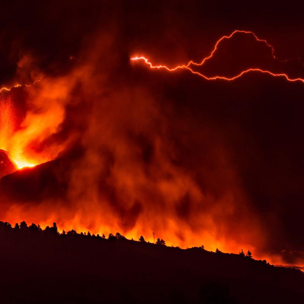 Violent volcanic lightning created the nitrogen compounds essential for ...