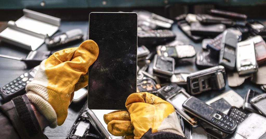 Smartphone recycling | Feature | Chemistry World