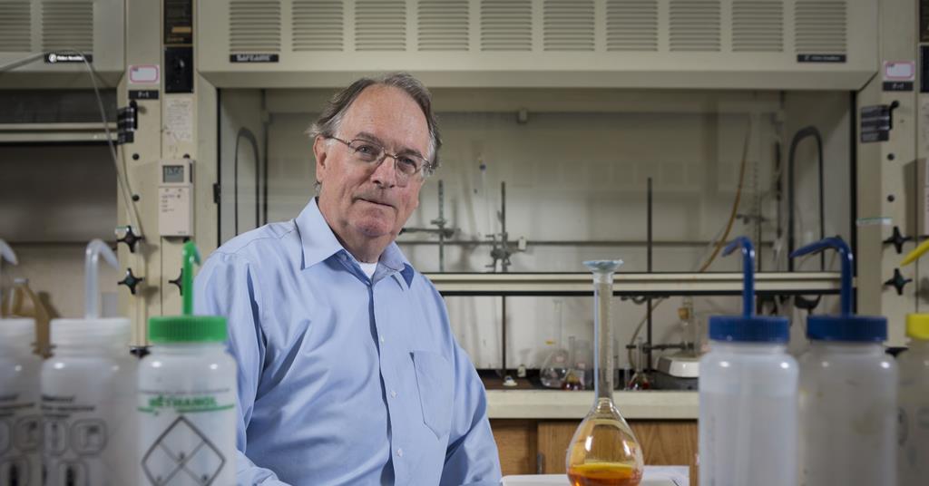 Chemistry Nobel prize ‘finally’ goes to developers of lithium-ion ...