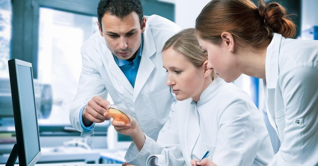 ChemRxiv preprint server now online News Chemistry World