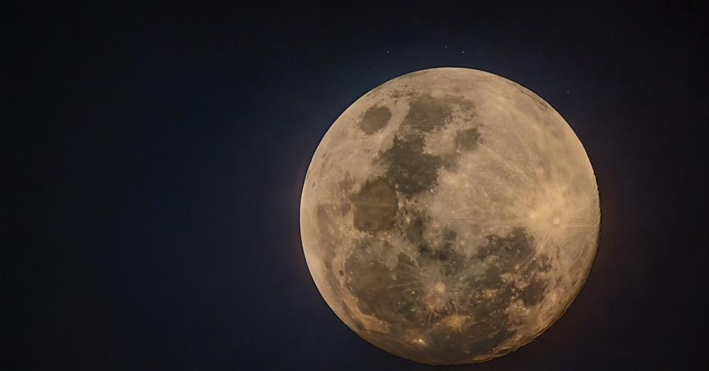 Lunar samples returned by China’s Chang’e 6 mission contain rare, highly magnetic iron allotrope