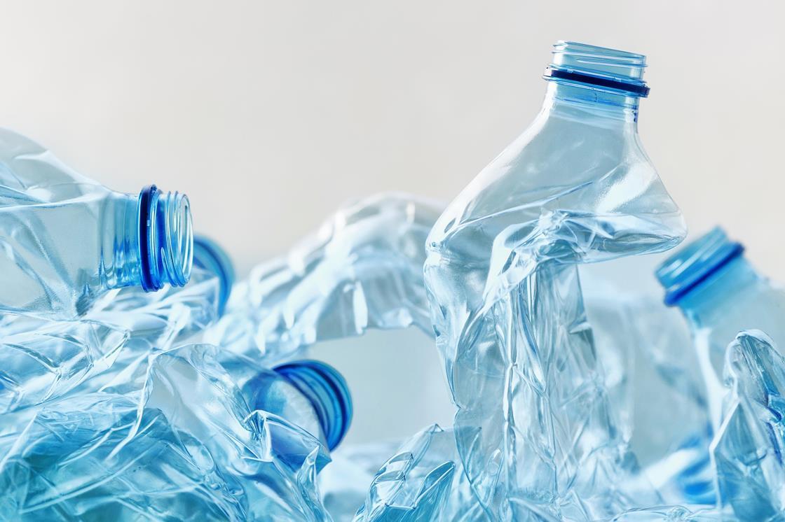 Chemistry of Plastics: From Polymerization to Recycling