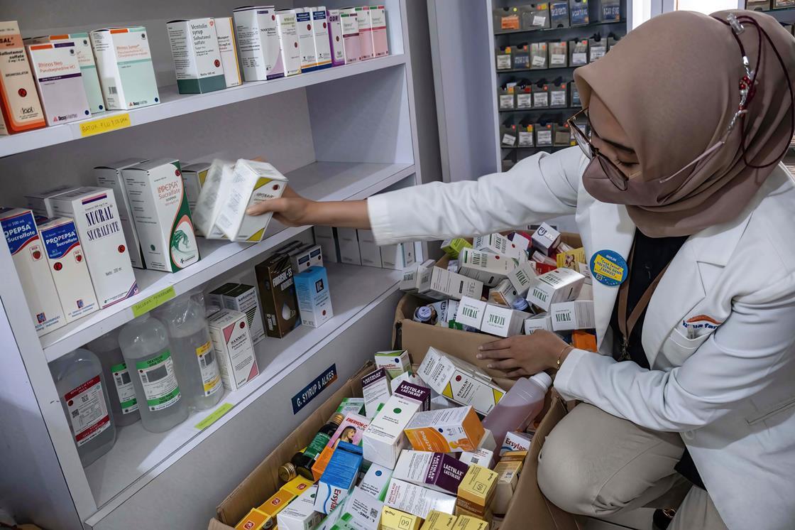 Contaminated cough syrups death toll passes 300 in four months