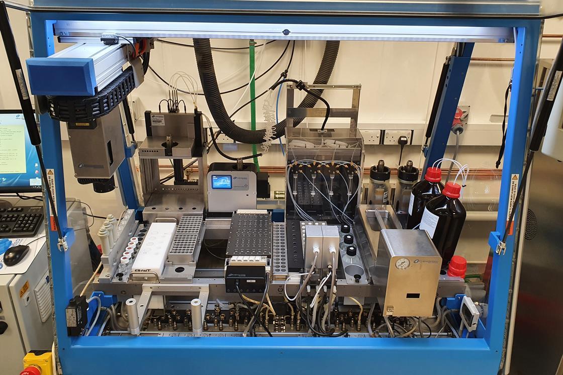 Fully automated synthesis robot sets new record in stereospecific