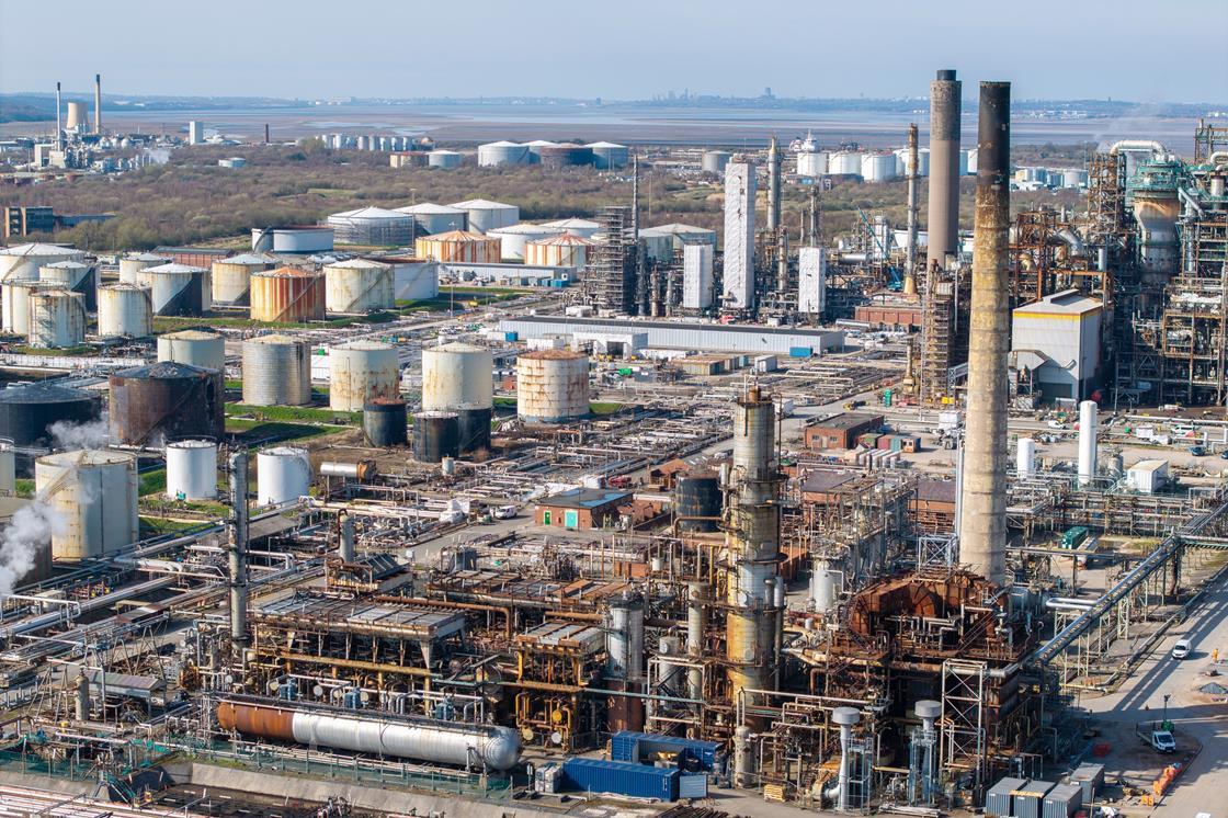 Navigating the Energy Transition: The Future of Refineries in the UK