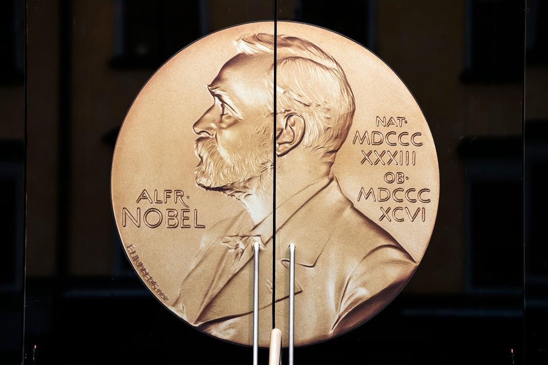 Has the chemistry Nobel prize really the biology prize? News
