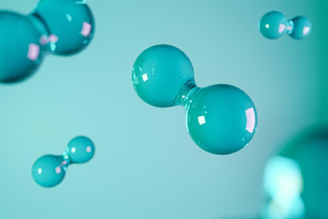 Enhancing Carbon and Hydrogen Production in Methane Pyrolysis through Oxidant Addition