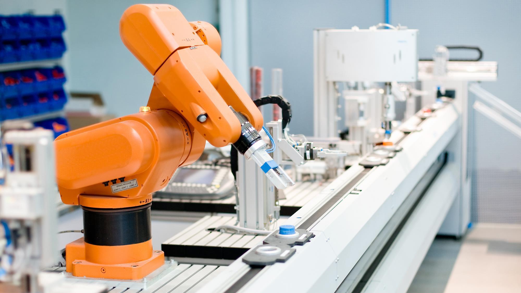 Robots in the lab – learn how automation can streamline your workflow ...