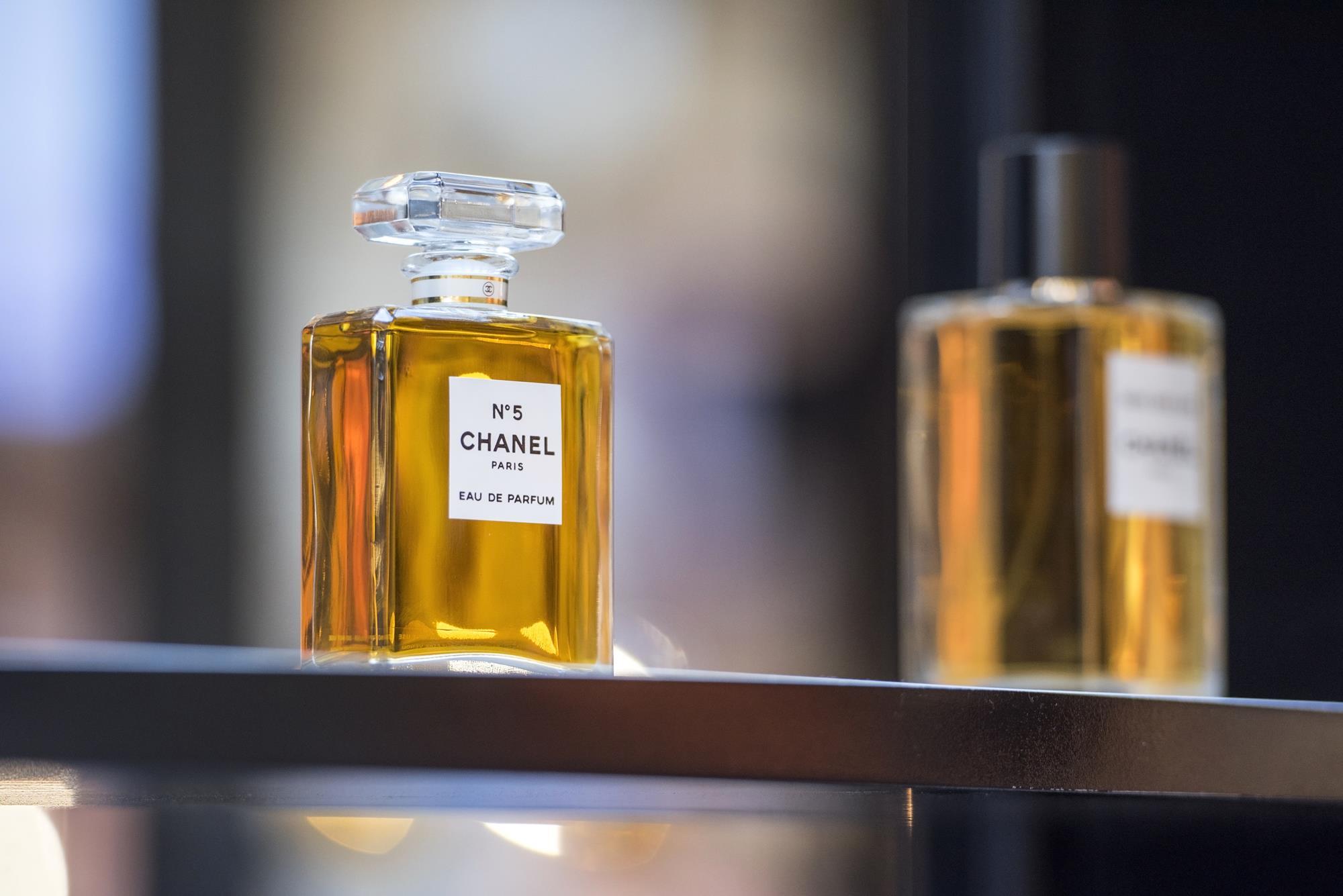 Chanel N°5 Aldehydes clean smelling perfume like soap clean shower fresh perfume what perfume smells like soap