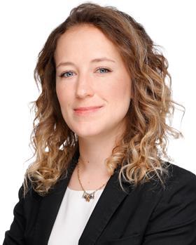 Portrait photo of Irene Bechis, senior scientist at Schrödinger