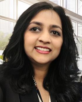 Portrait photo of Lalitha Subramanian, science fellow and director at Biovia, Dassault Systemes