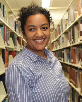 Portrait photo of planetary scientist Naomi Rowe-Gurney