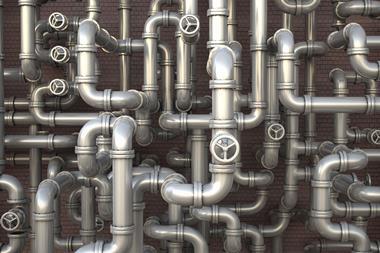 A complex structure of metal pipes
