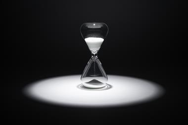 An image showing an hourglass