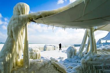 An image showing an arctic scene