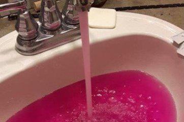 Water turned pink in Canadian town