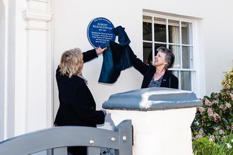 Robert Warington blue plaque
