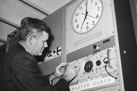Atomic clock