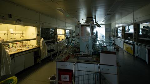 An image showing an empty chemistry laboratory at University of York