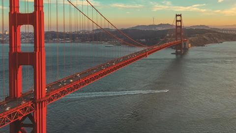 Golden gate bridge in San Francisco - Hero