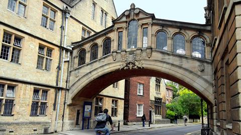 Oxford University bridge NIB