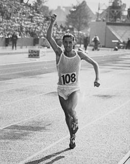 Ron Hill winning the marathon at the Commonwealth games in 1970