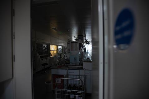 An image showing an empty research lab