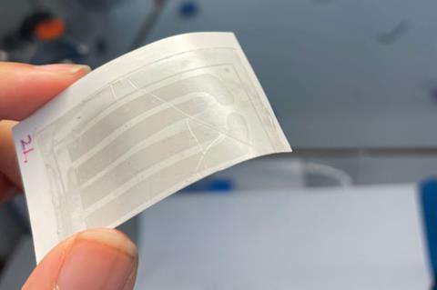 Graphene biointerface on tattoo paper