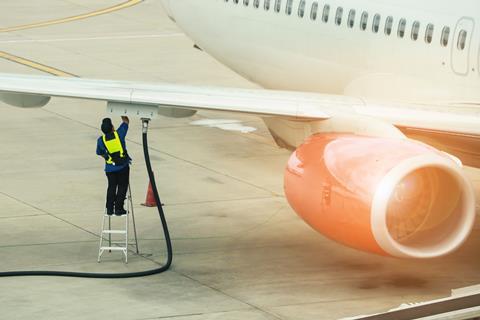 Refueling aircraft