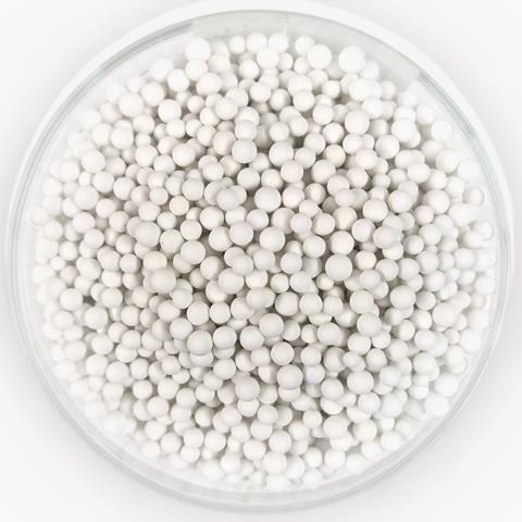 Alumina balls