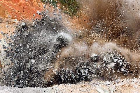 Explosion in a cast mine 