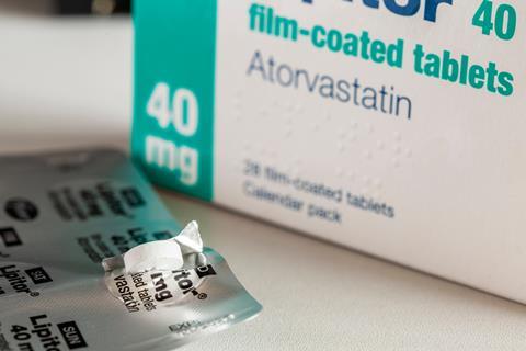 Atorvastatin statin medication
