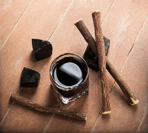 Liquorice roots, tea and processed extract blocks