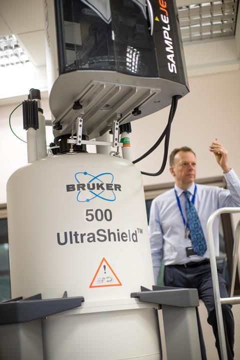 The Bruker 500 Ultrashield in use