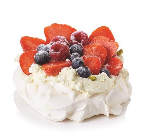 Fruit and meringue Pavlova