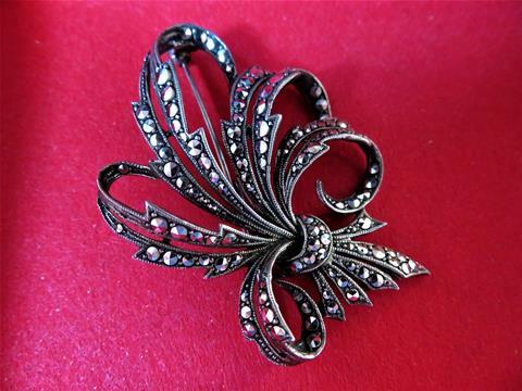 Broche en marcassite