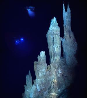 lostcityhydrocarbonvents-300