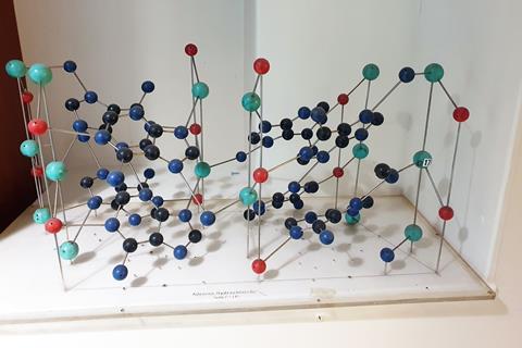 Molecular model