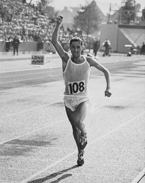 Ron Hill winning the marathon at the British Commonwealth games in 1970 