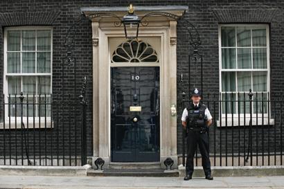 10-downing-street_410