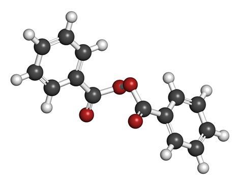 Benzoyl peroxide acne treatment drug, chemical structure