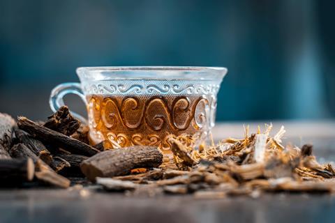 Liquorice root and tea