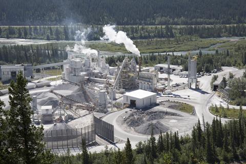 An image showing a cement plant 