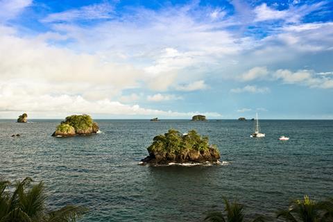 Pearl islands off the coast of Pedro Gonzalez island in Las Pearlos, Panama