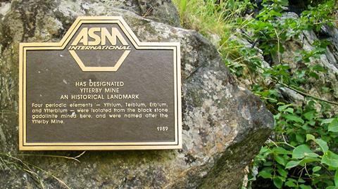 Memorial plaque of the ASM International at Ytterby mine