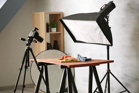 Set up of lighting and photography 