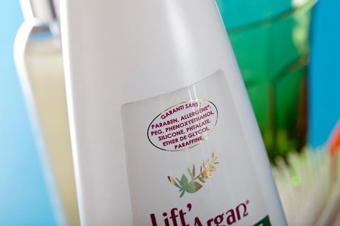 Cosmetics label showing 'Garanti sans paraben, allergene, PEG, phenoxyethanol, silicone, phthalate, ether de glycol, paraffine'
