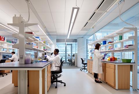 An image showing a laboratory inside the Simpson Querrey Biomedical Research Center