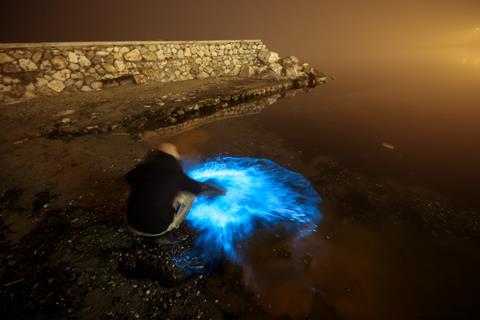 Motion-driven bioluminescence