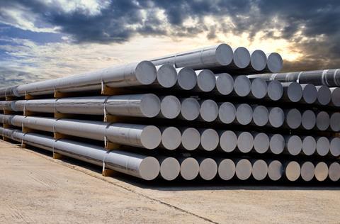 A large amount of aluminium bars
